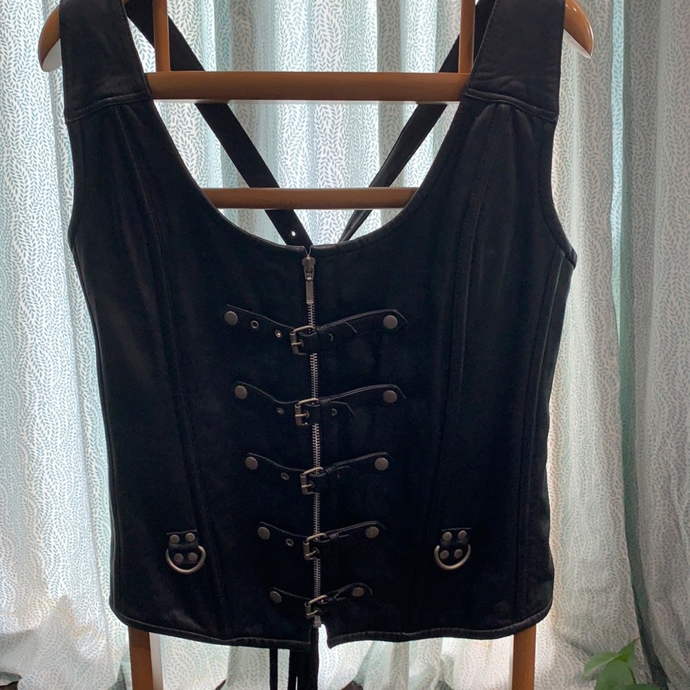 Highway leather top